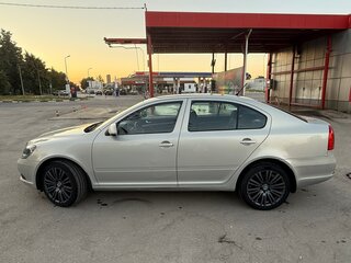 2012 Skoda Octavia II (A5) Рестайлинг, серебристый, 500000 рублей, вид 5