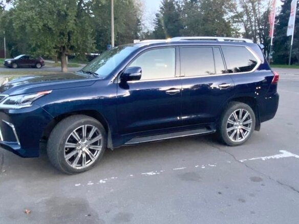 2018 Lexus LX 450d III Рестайлинг 2, синий, 9900000 рублей - вид 3