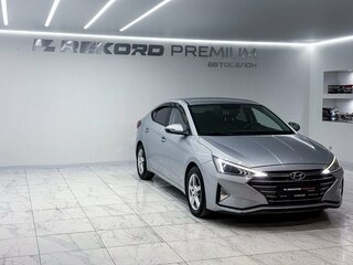 2020 Hyundai Avante VI Рестайлинг, серебристый, 1750000 рублей, вид 2