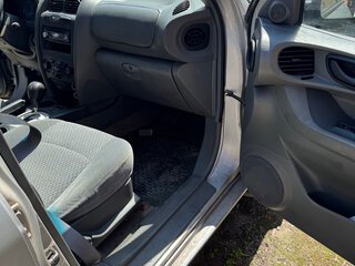 2001 Hyundai Santa Fe I, серебристый, 310000 рублей, вид 5