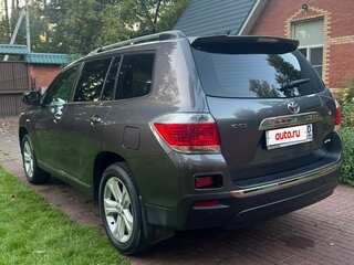 2011 Toyota Highlander II (XU40) Рестайлинг, серый, 2450000 рублей, вид 5