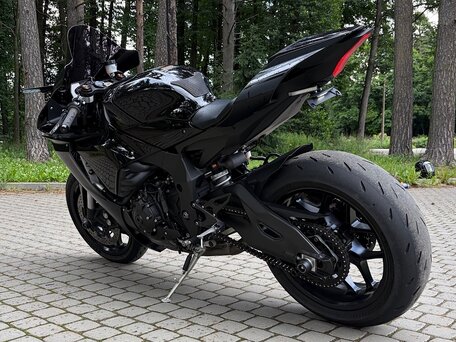 2020 Yamaha YZF-R1, чёрный, 1700000 рублей, вид 5