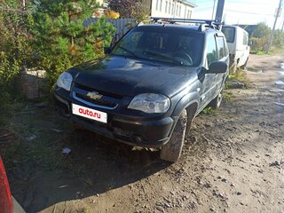 2015 Chevrolet Niva I Рестайлинг, чёрный, 449000 рублей, вид 1