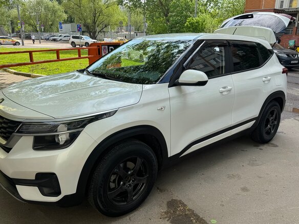 2020 Kia Seltos I, белый - вид 15