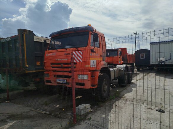 2020 КамАЗ 65221, оранжевый, 3140700 рублей