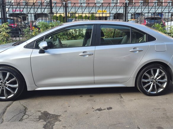 2020 Toyota Corolla XII (E210), серый, 1730000 рублей - вид 6