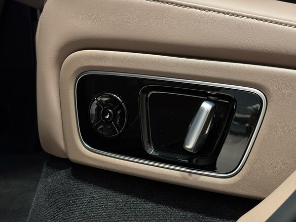 2026 Li Auto (Lixiang) L7 52.3 kWh I Рестайлинг, чёрный, 10690000 рублей - вид 14