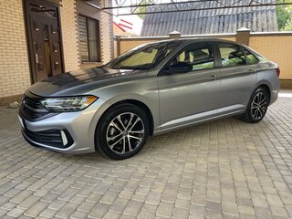 2021 Volkswagen Jetta VII Рестайлинг, серебристый, 2050000 рублей, вид 2