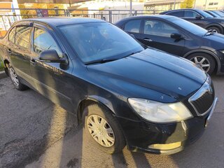 2013 Skoda Octavia II (A5) Рестайлинг, чёрный, 699000 рублей, вид 4