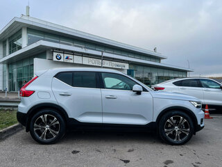 2021 Volvo XC40 I, серый, 3397000 рублей, вид 4