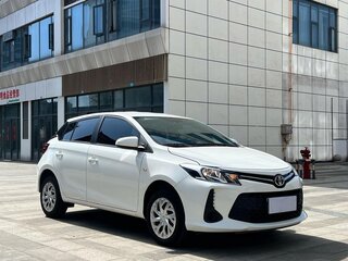 2021 Toyota Vios III Рестайлинг, белый, 1150678 рублей, вид 3