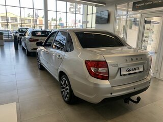2026 Lada (ВАЗ) Granta I Рестайлинг, серебристый, 1332678 рублей, вид 3