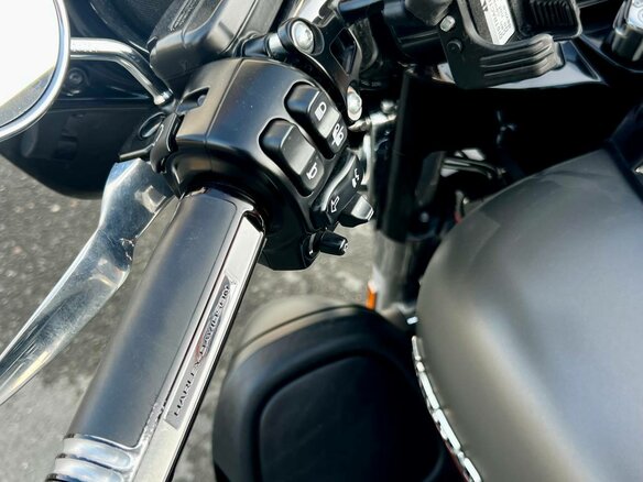 2018 Harley-Davidson Ultra Limited, чёрный, 1750000 рублей - вид 10