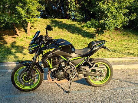 2021 Kawasaki Z 650, зелёный, 700000 рублей, вид 1