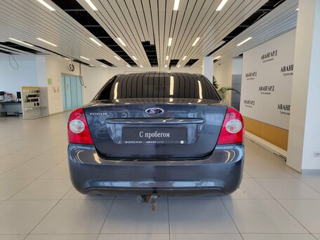 2011 Ford Focus II Рестайлинг, серый, 498000 рублей, вид 4