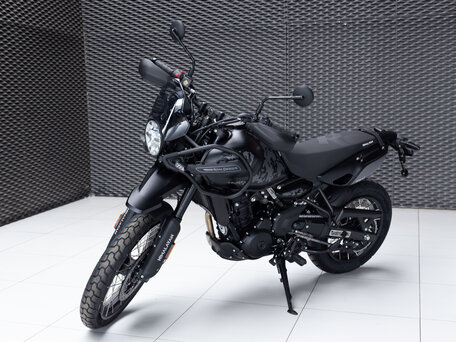 2026 Royal Enfield Himalayan, чёрный, 620000 рублей, вид 3