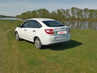 2015 Lada (ВАЗ) Granta I, белый, 560000 рублей, вид 3