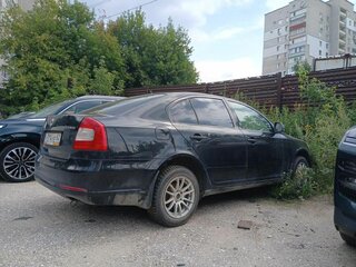 2012 Skoda Octavia II (A5) Рестайлинг, чёрный, 513900 рублей, вид 2