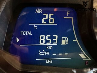 2025 Honda GL 1800 Gold Wing, красный, 3195000 рублей, вид 3