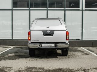 2012 Nissan Navara (Frontier) III (D40) Рестайлинг, серебристый, 1450000 рублей, вид 4