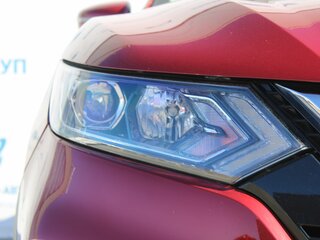 2020 Nissan Qashqai II Рестайлинг, красный, 2300000 рублей, вид 4