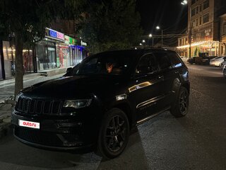 2019 Jeep Grand Cherokee IV (WK2) Рестайлинг, чёрный, 2400000 рублей, вид 1