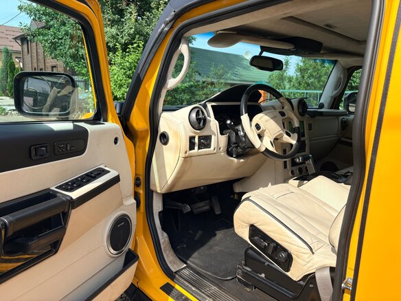 2003 Hummer H2 I, жёлтый, 1800000 рублей - вид 8
