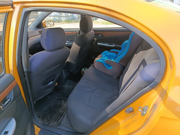 2012 Lifan Solano I (620), жёлтый, 120000 рублей - вид 5