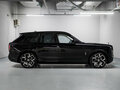 2025 Rolls-Royce Cullinan Black Badge I Рестайлинг (Series II), чёрный, 72000000 рублей - вид 6