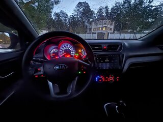 2014 Kia Rio III, чёрный, 680000 рублей, вид 2