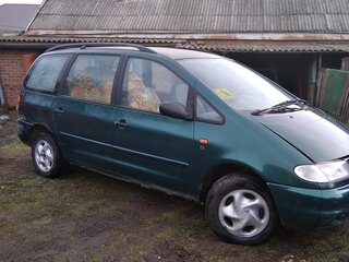 1997 Volkswagen Sharan I, зелёный, 550000 рублей, вид 4