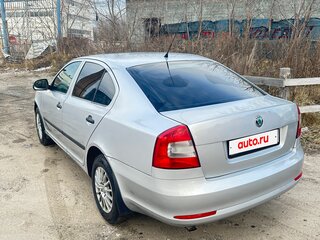 2011 Skoda Octavia II (A5) Рестайлинг, серебристый, 390000 рублей, вид 4
