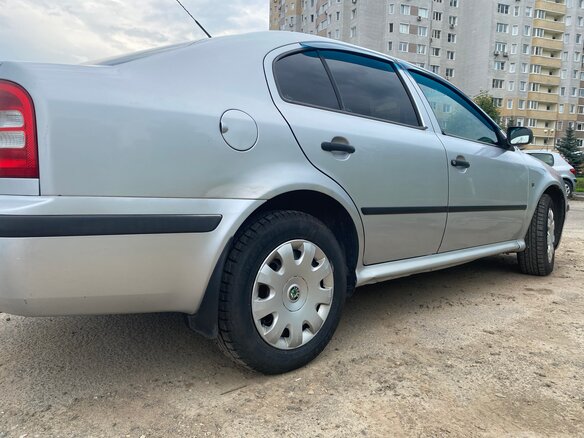 2010 Skoda Octavia I (A4) Рестайлинг, серебристый, 365000 рублей - вид 10