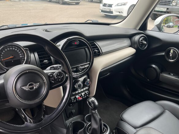2017 Mini Hatch Cooper III (F55/F56), зелёный, 1800000 рублей - вид 7