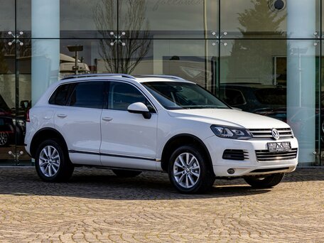 2014 Volkswagen Touareg II, белый, 2215000 рублей, вид 3