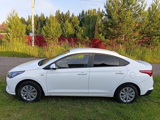 2020 Hyundai Solaris II Рестайлинг, белый, 1300000 рублей, вид 5
