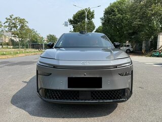 2026 Toyota bZ3X 58.3 kWh, серый, 2950000 рублей, вид 2