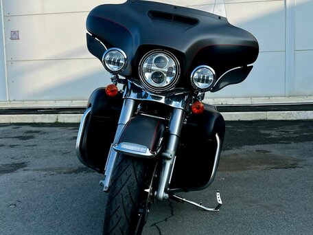 2018 Harley-Davidson Ultra Limited, чёрный, 1750000 рублей, вид 1