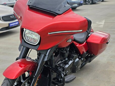 2024 Harley-Davidson Street Glide, оранжевый, 2699000 рублей, вид 4