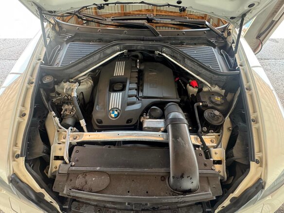 2009 BMW X6 35i 6-speed I (E71), белый, 2100000 рублей - вид 10