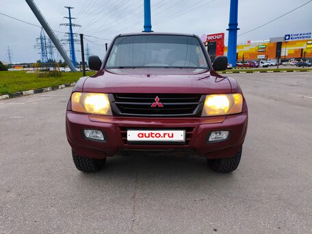 2000 Mitsubishi Pajero III, пурпурный, 680000 рублей, вид 3