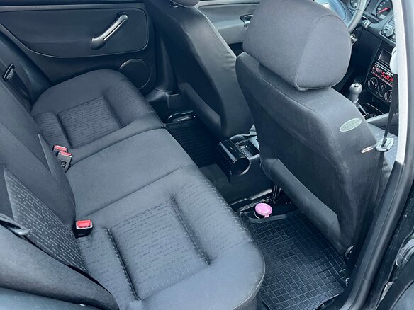 2001 Volkswagen Golf IV, чёрный, 450000 рублей - вид 9