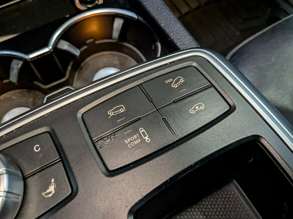 2015 Mercedes-Benz GL-Класс 350 II (X166), белый - вид 19