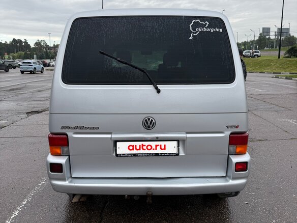 2002 Volkswagen Multivan T4, серебристый, 1650000 рублей - вид 2