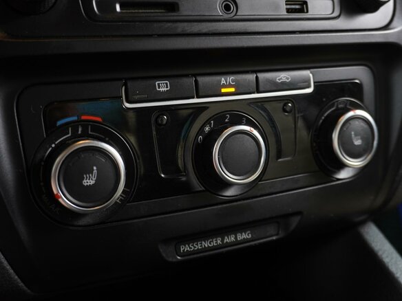2014 Volkswagen Jetta VI, белый - вид 14
