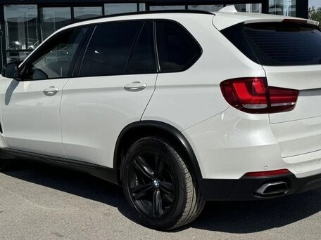 2014 BMW X5 40d III (F15), белый, 3218008 рублей, вид 4