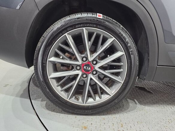 2020 Kia Seltos I, серебристый, 2200000 рублей - вид 37