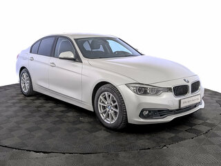 2017 BMW 3 серии 320i VI (F3x) Рестайлинг, белый, 1915000 рублей, вид 3