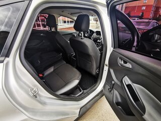 2012 Ford Focus III, серебристый, 1000000 рублей, вид 4