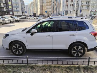 2016 Subaru Forester IV Рестайлинг 2, белый, 1990000 рублей, вид 4